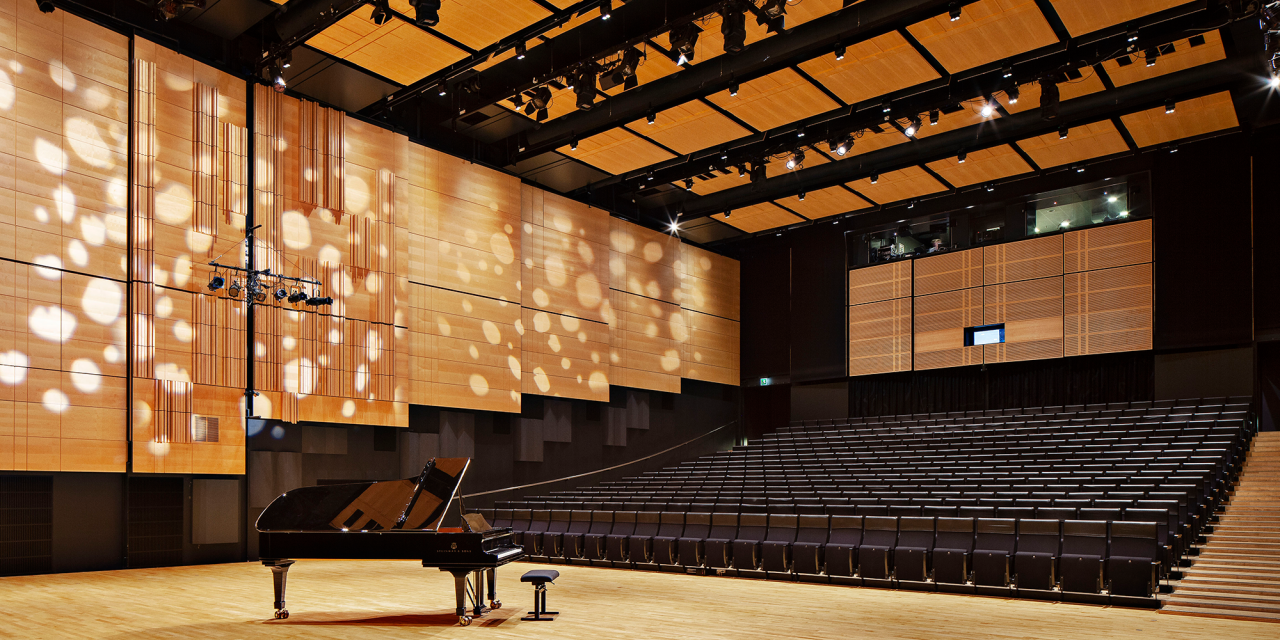 Queen's Hall, The Black Diamond