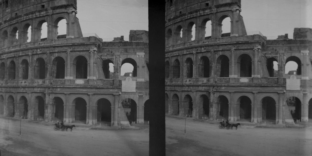 Fotografi af Colosseum i Rom.