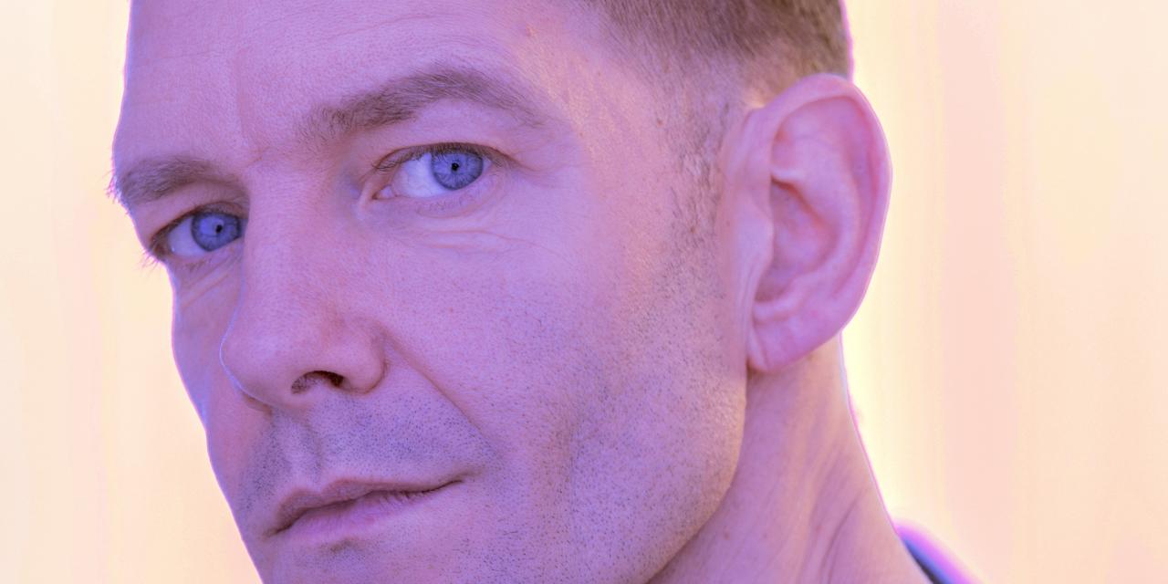 Portræt af skuespiller Johannes Lilleøre