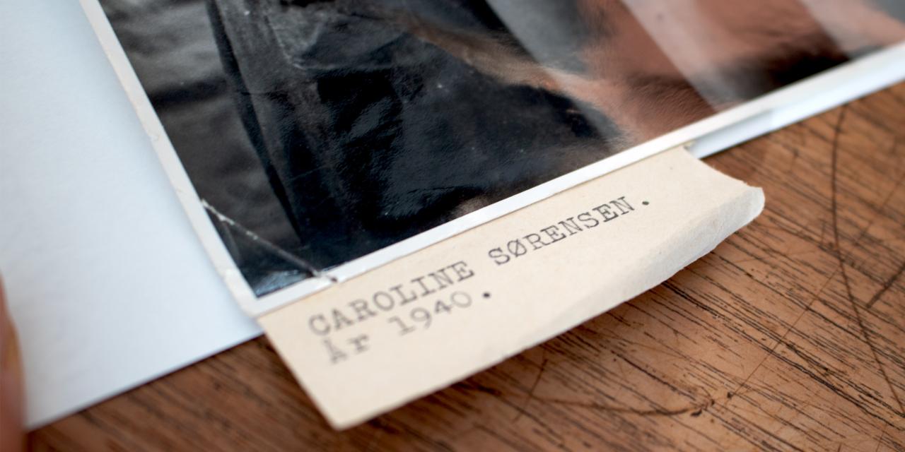 Mærkat på foto: "Caroline Sørensen, År 1940"