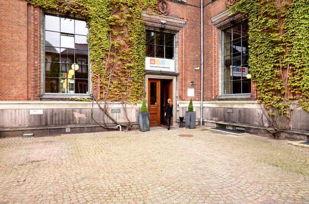 Indgangsparti ved Danmarks Kunstbibliotek