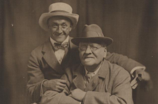 Author Poul Andræ with another man on a postcard