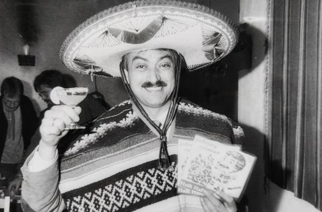 Johnny Reimar with sombrero and drink