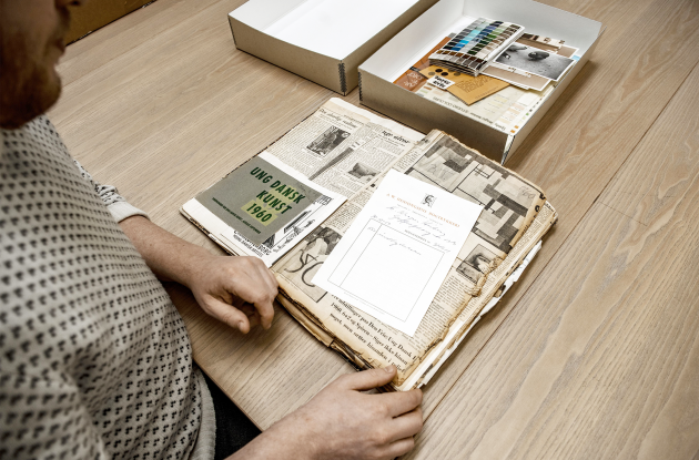 Archive folders from the art history collection