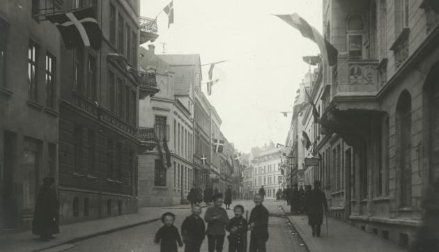 Flagging in connection with the referendum in Flensburg, 1920.