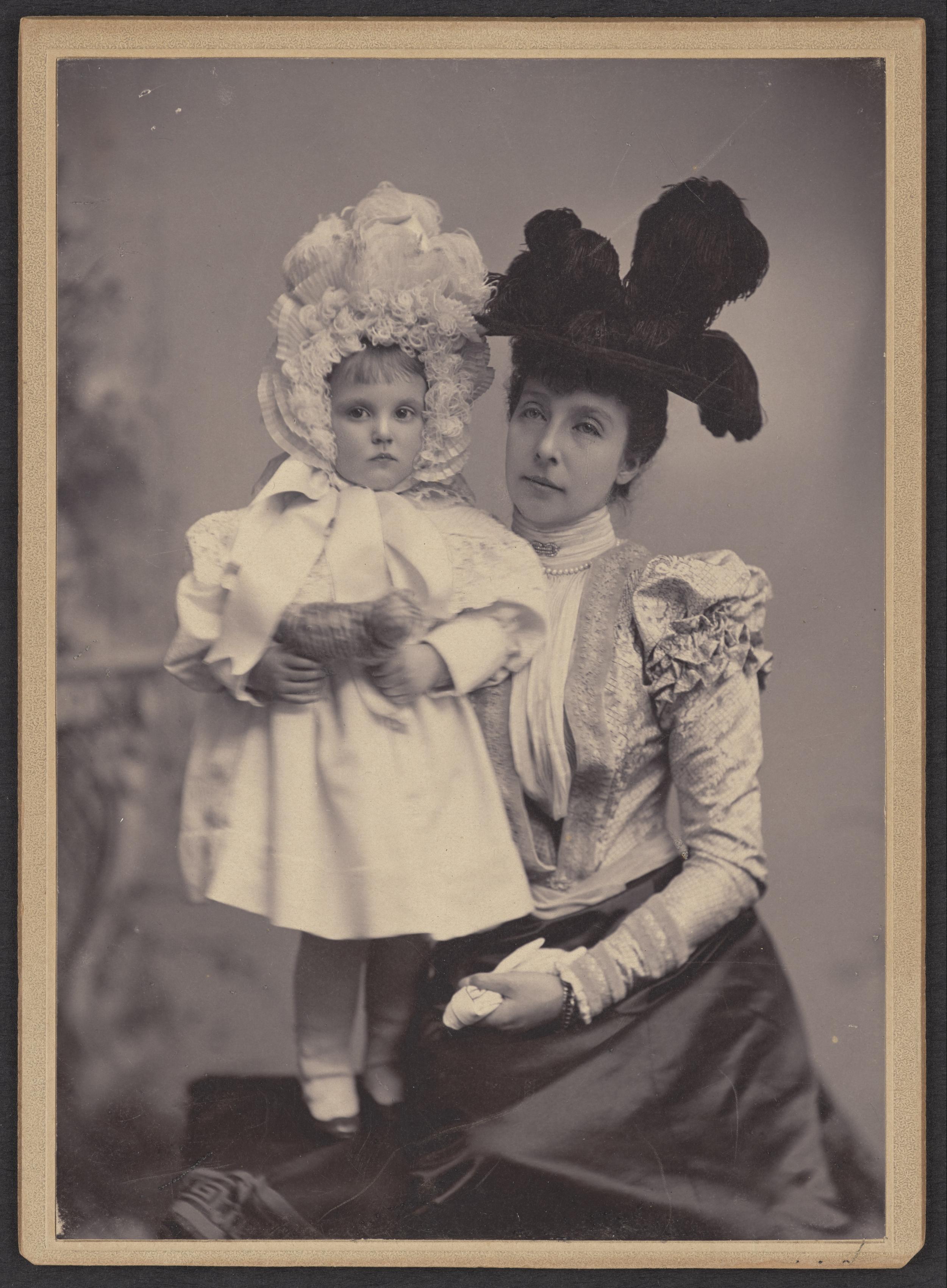 Prinsesse Marie af Orleáns med sin lille datter Prinsesse Margrethe