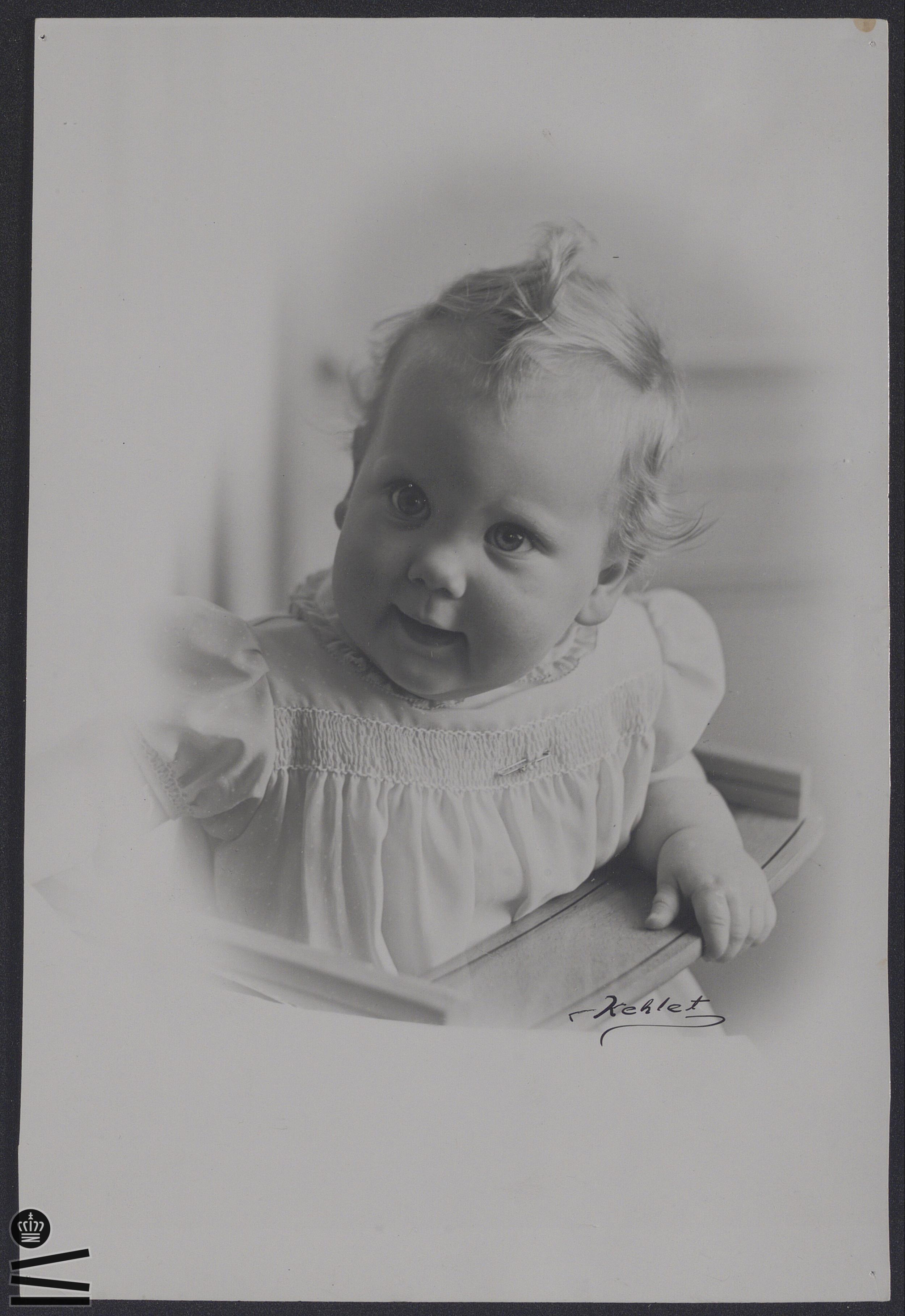 Dronning Margrethe II som 1-årig.