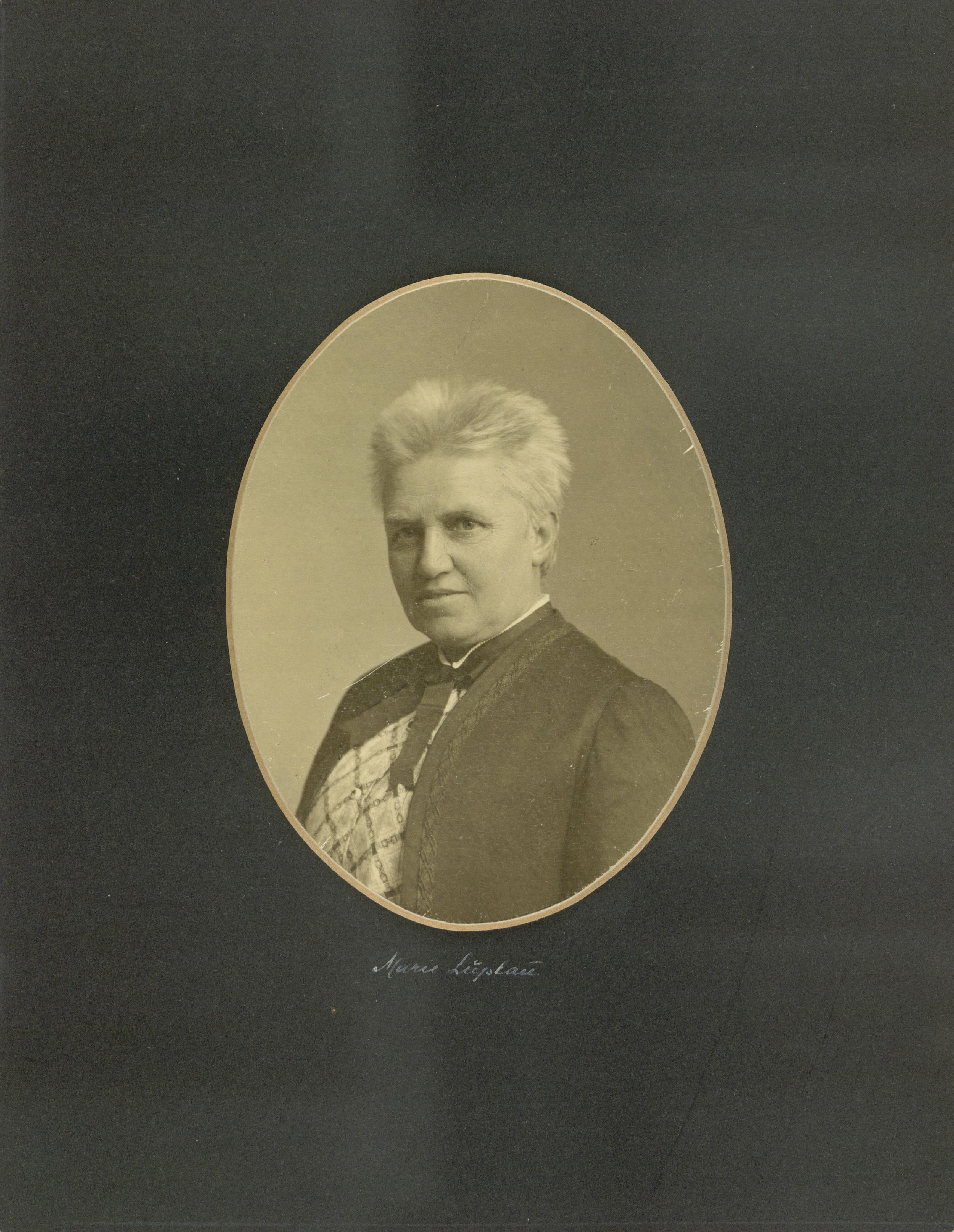 The painter Marie Luplau