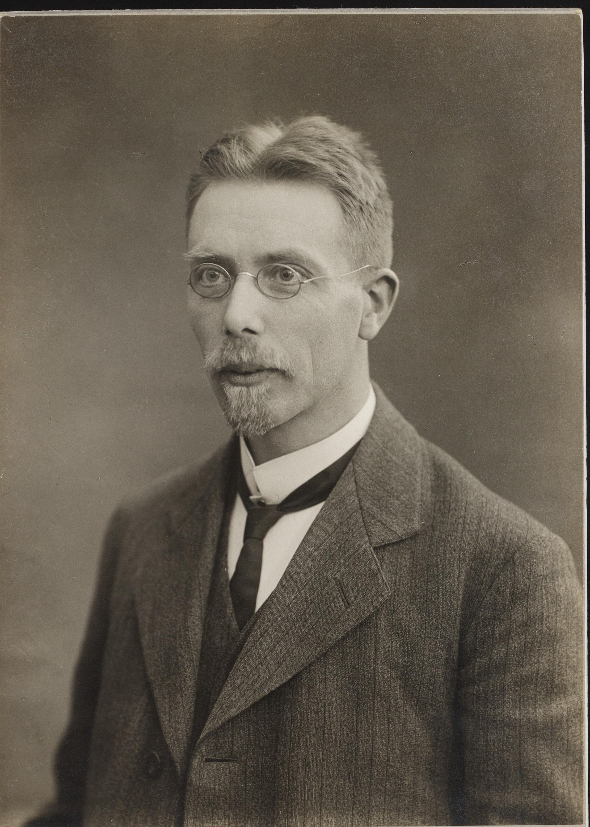 The physiologist and zoologist August Krogh