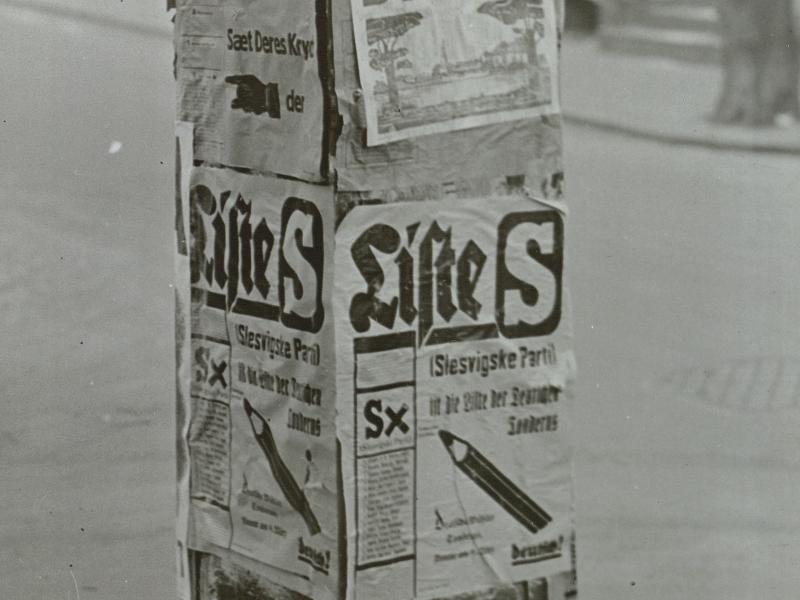 Advertising column with election posters