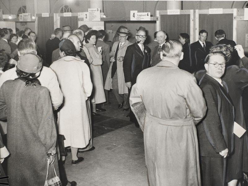  People queuing at the polling booths