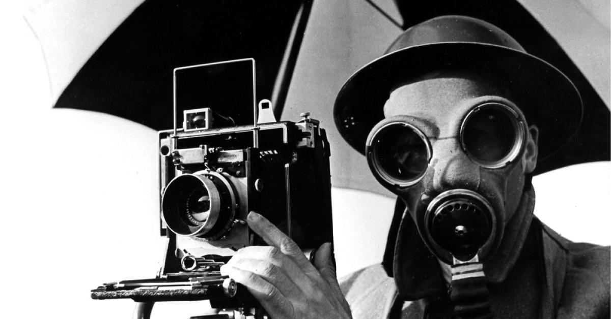David E. Scherman, dressed for war. All rights reserved to Lee Miller Archives 2022.