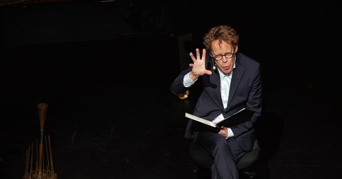 Photo of Søren Sætter-Lassen on stage
